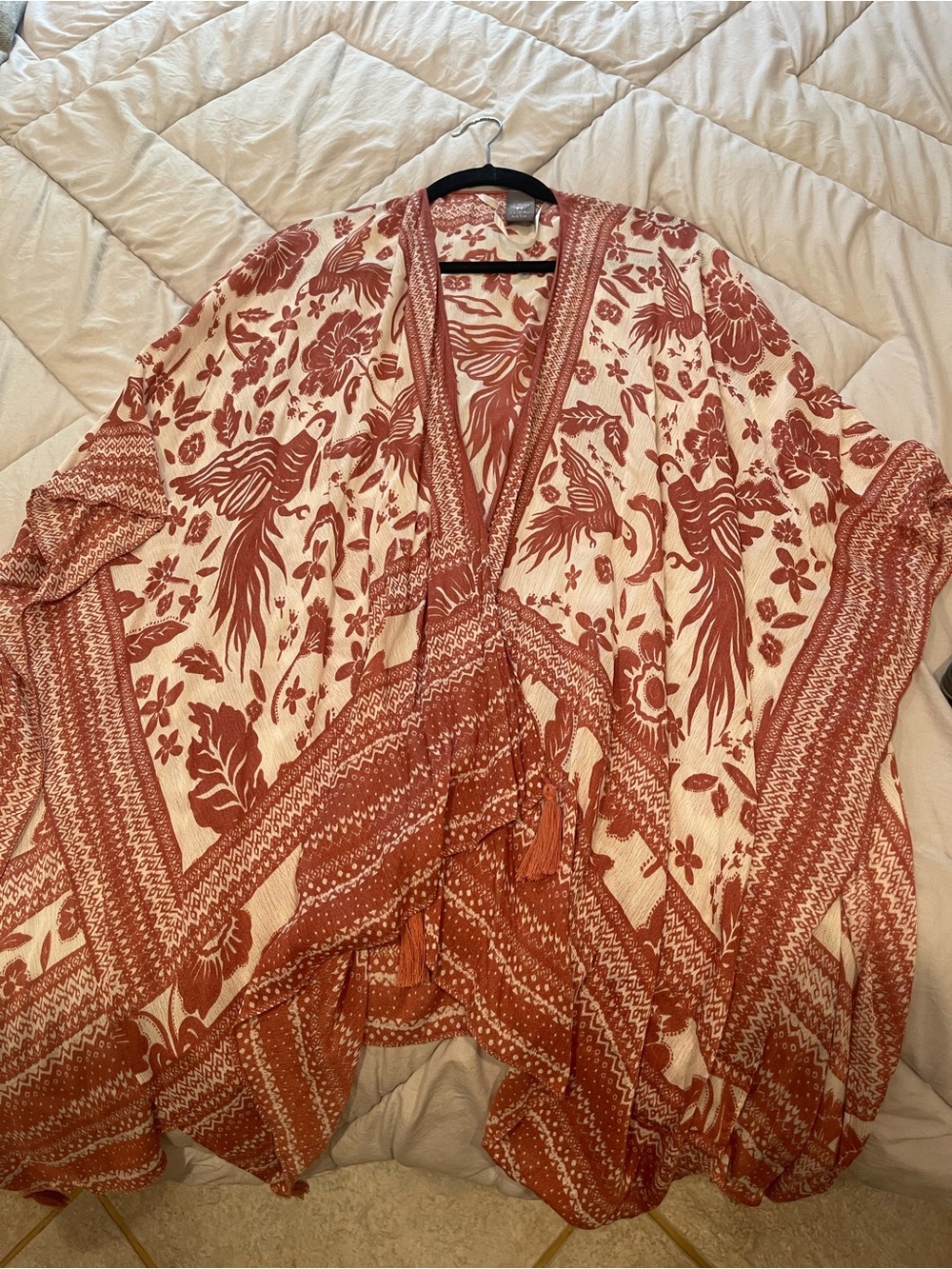 Vince Camuto Cream Kimono with Rust Floral Print
